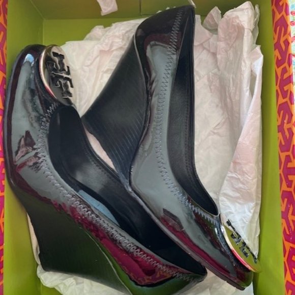 Tory Burch Sophie Wedges Black/Silver Size 9 - Picture 2 of 6